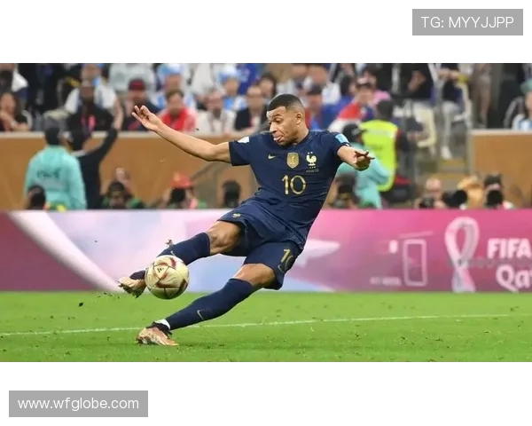 以前国脚热议姆巴佩名字旁的P字母背后与点球标签之争体育话题