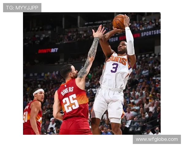 兰德尔半场火力全开11中6三分4中2砍14分3助攻1抢断